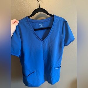Jaanuu Scrub Set